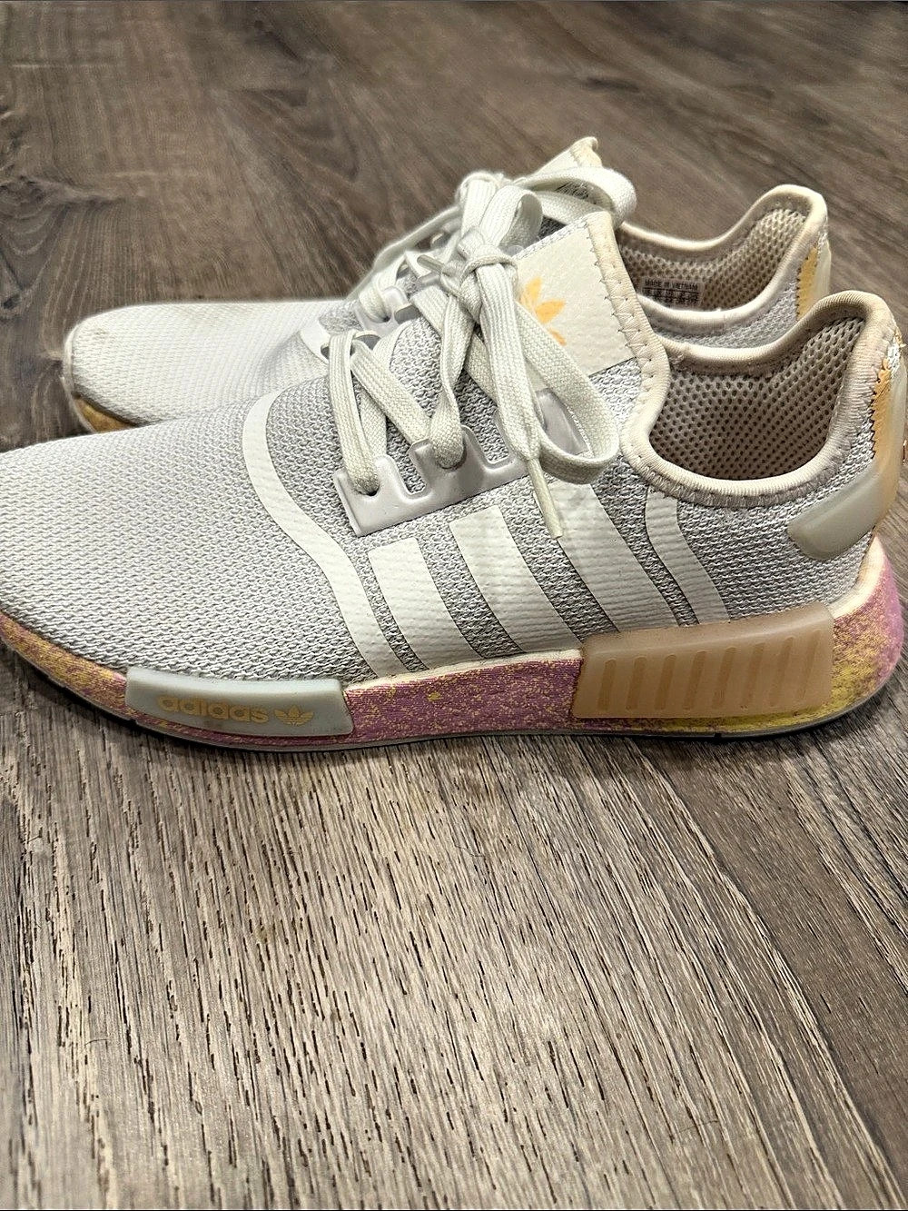 adidas NMD_R1 Color Splash (White/Pink/Orange/Yellow) Sneakers Size 11